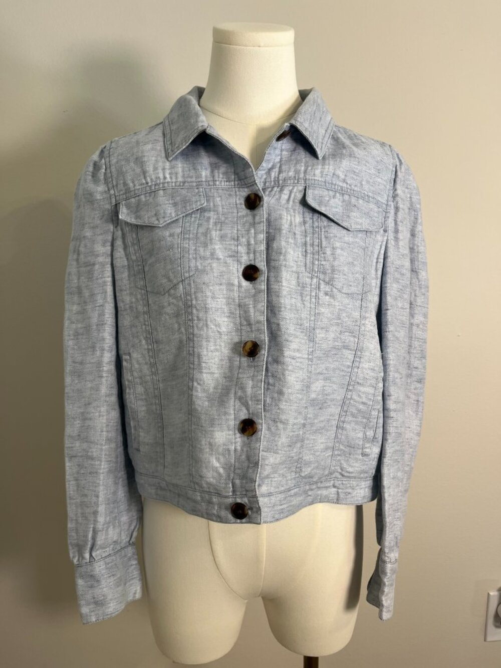 100% Linen Spring Jacket - light wash blue